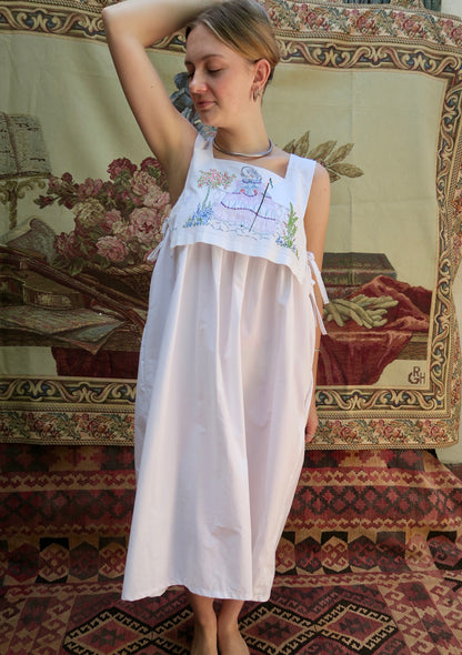 Shepherdess with rose bush Milkmaid Dress