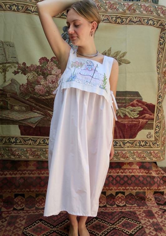 Shepherdess with rose bush Milkmaid Dress